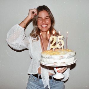 White Open Front Tie Knot Crop Top Long Sleeve